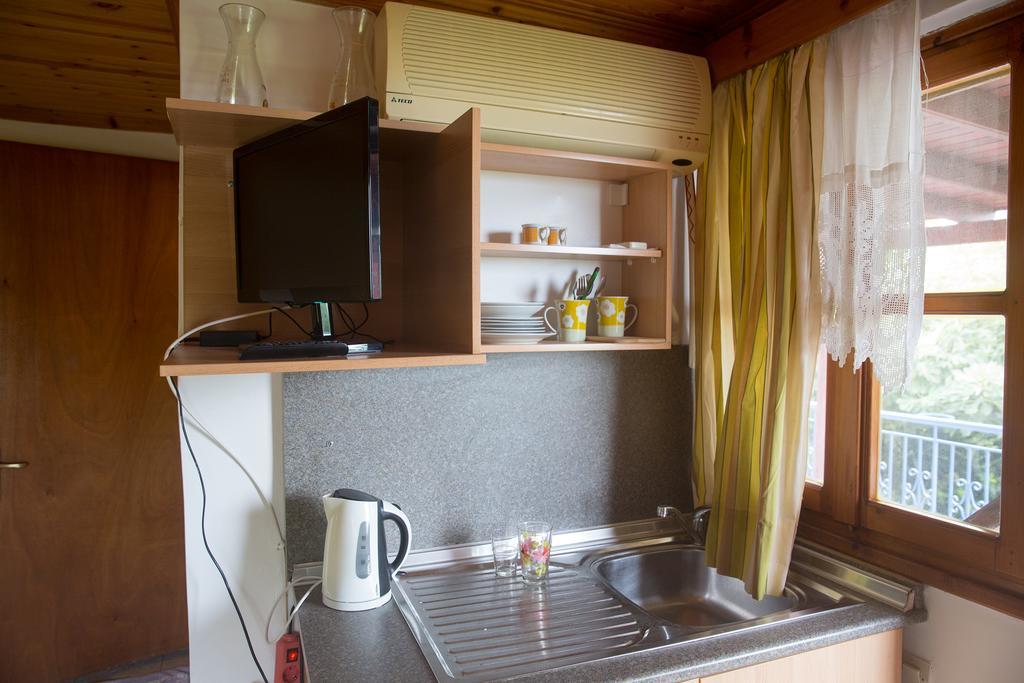 Aiolis Rooms Kamariotissa Habitación foto